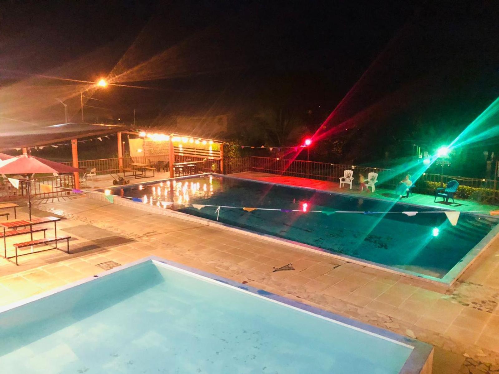 Isabella Hostel And Pool Alto Boquete Zewnętrze zdjęcie